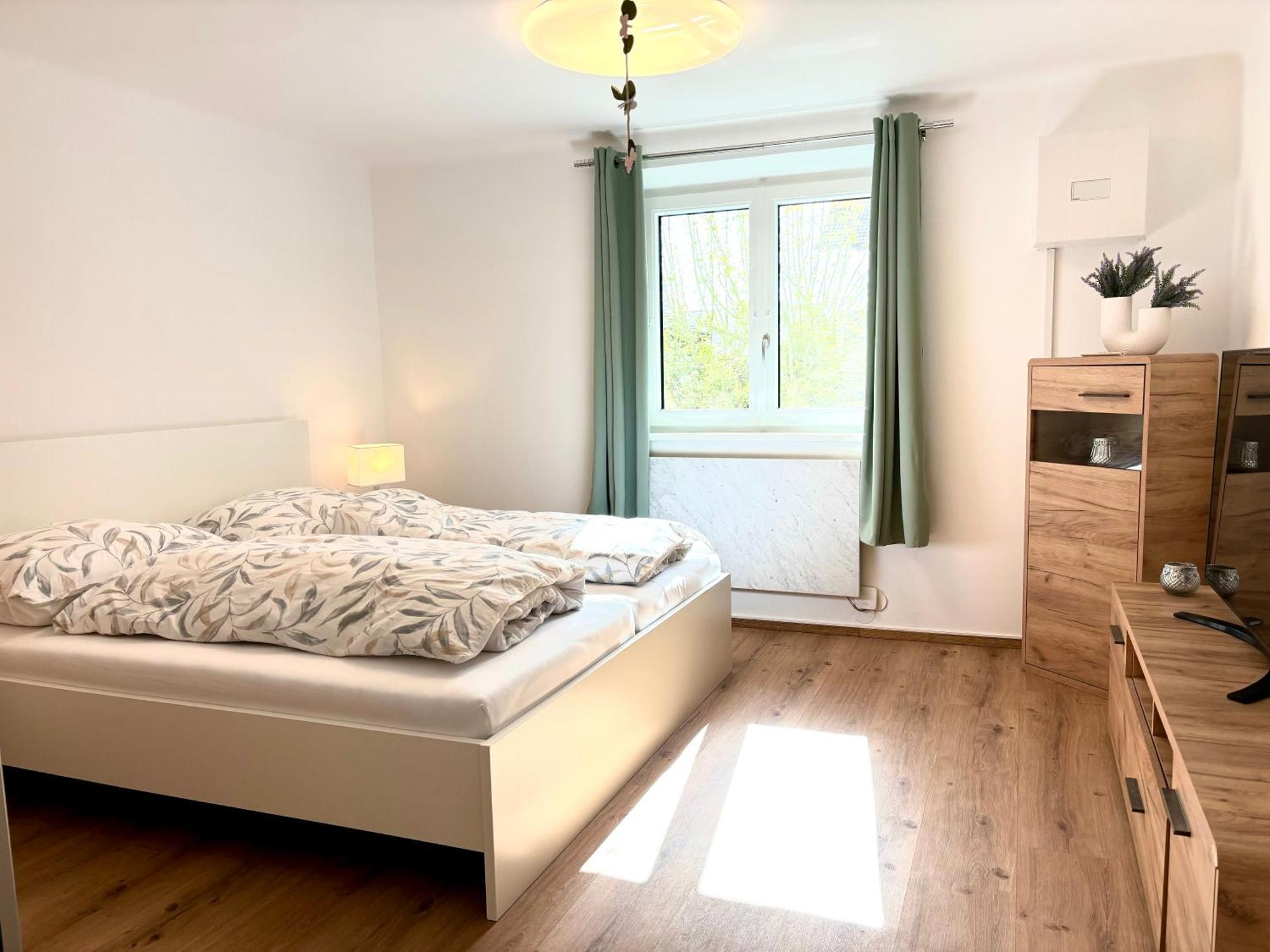 Gaesthaus "Seeblick" Seekirchen am Wallersee Phòng bức ảnh