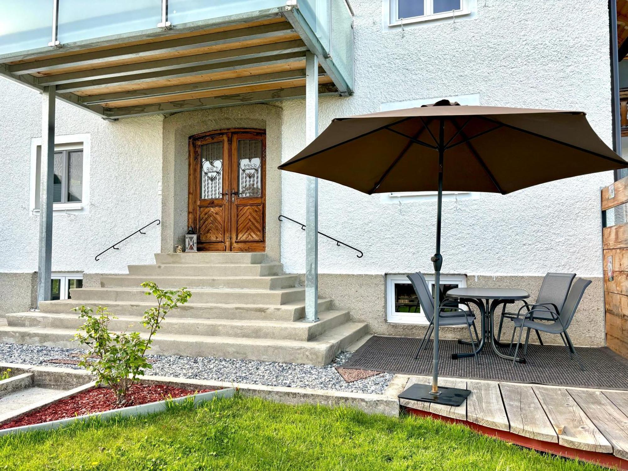 Gaesthaus "Seeblick" Seekirchen am Wallersee Phòng bức ảnh