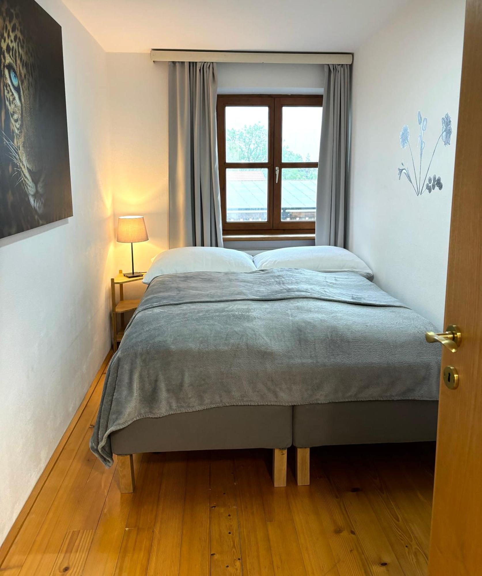 Gaesthaus "Seeblick" Seekirchen am Wallersee Phòng bức ảnh
