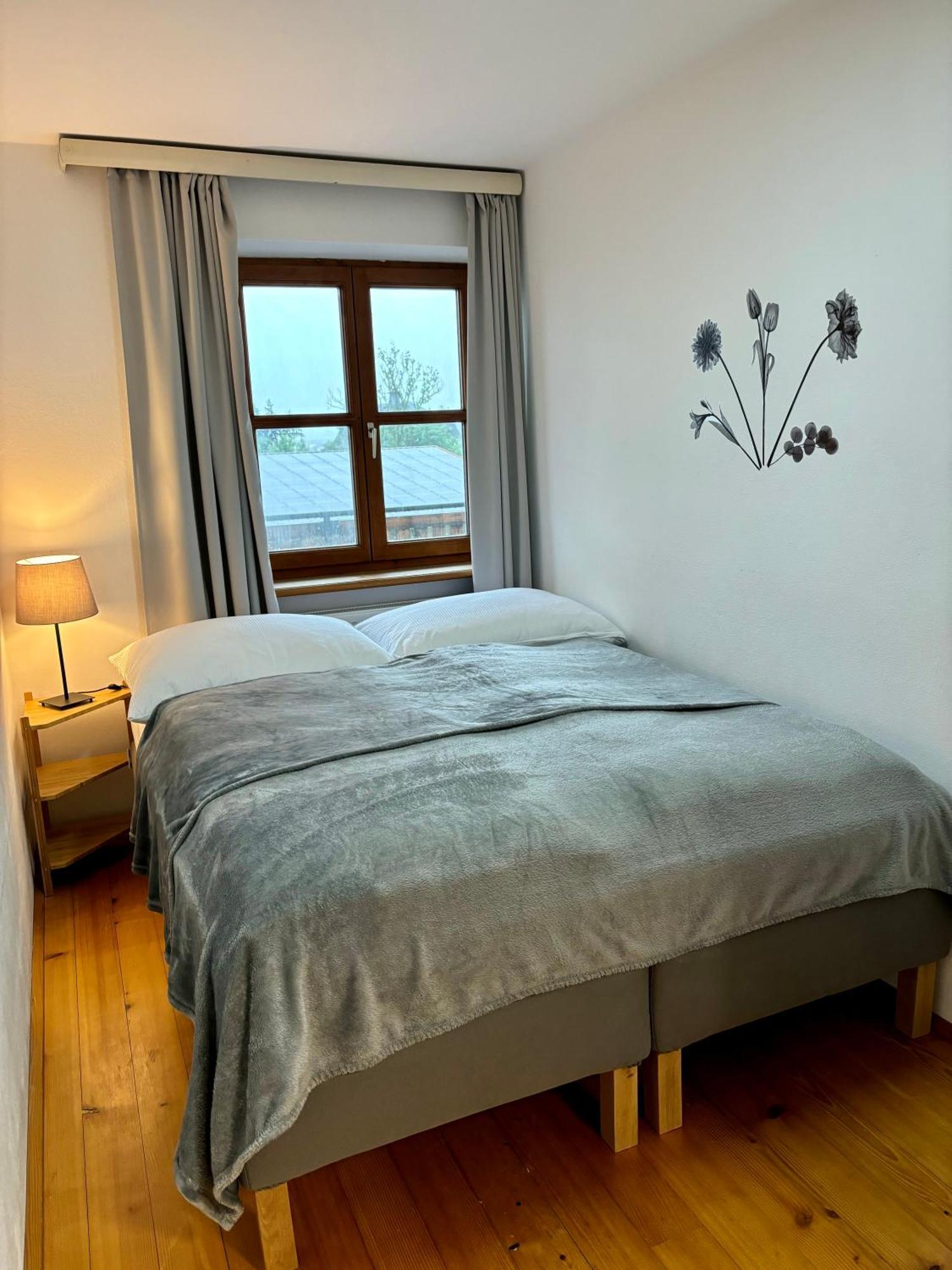 Gaesthaus "Seeblick" Seekirchen am Wallersee Phòng bức ảnh